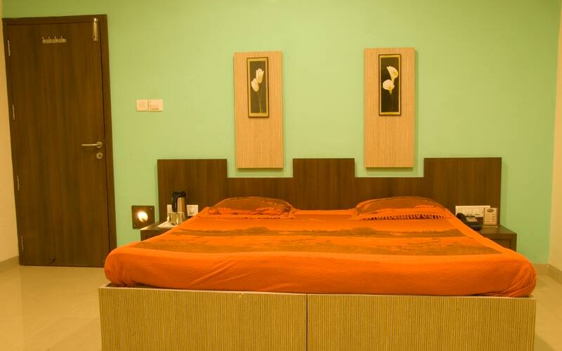 Amrit Gardan & Rhythm Palace, Ratlam 5